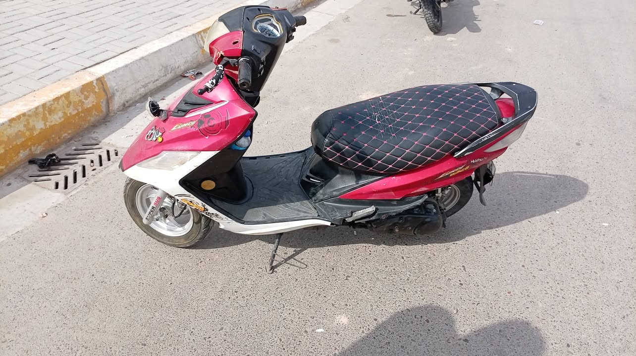 للبيع دراجة سايم نحله  شغاله على 24  وبيها رقم فلوجة سعرها ب 300 وبيها مجال  مكاني الفلوجة
السلام عليكم

للبيع دراجة سايم نحله  شغاله على 24  وبيها رقم فلوجة سعرها ب 300 وبيها مجال  مكاني الفلوجة
للاستفسار  ***********
