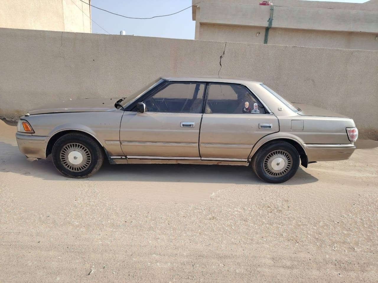 هارتوب 1991  رقمها بصرة
محرك بلادي  7MGE  3000
مال بيت  نشطة ونصبتها حلوه  باسمي شخصيا
هزه جديده ورقم انگليزي  وسنويتها الى 2030
مكفولة من الگص والنقل جثة 
محرك وگير خير من الله مكفولات 
البدي مصبوغ عام  جمالية 
تريد وكالة او مداورة  حاضر 
مكان السيارة البصرة الجزيرة 
سعرها 39 $  بيها مجال قابل للتفاوض
رجاءا اذا ما تشتري لا تكسر بالسعر  
رقمي ***********
