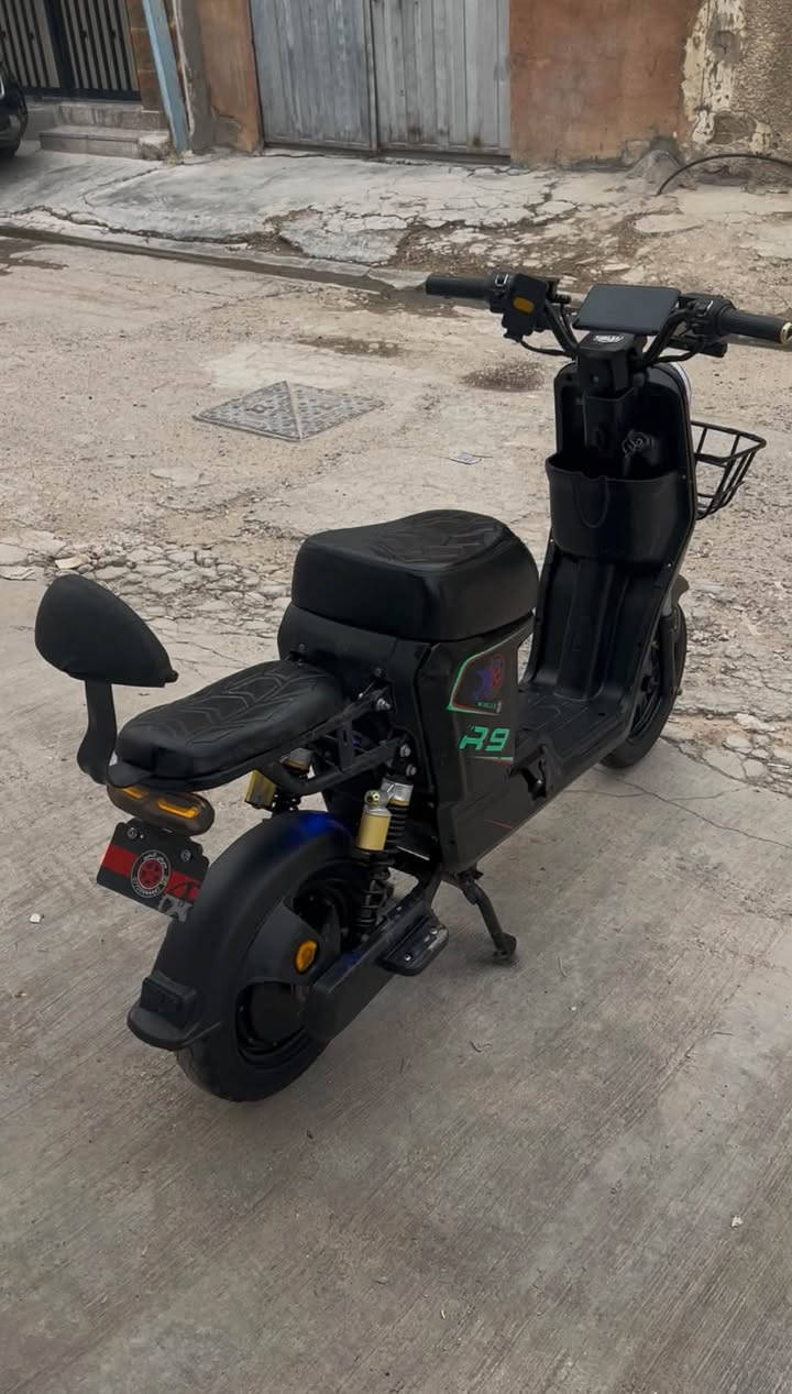 دراجة شحن • R9 • ٥ بطاريات
