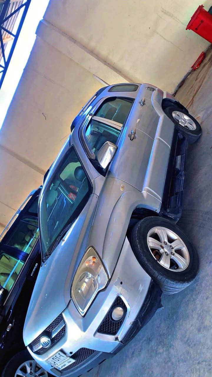 سبورتج 2009
بيها صبغ أماكن اثر جراد 
السعر 95 وبيها مجال 
***********
***********
