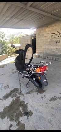 دراجه شحن PCXللبيع  نضافة 90/100 :موصفات   بكR 4نمر بصمه وسويج وكارت 6...
