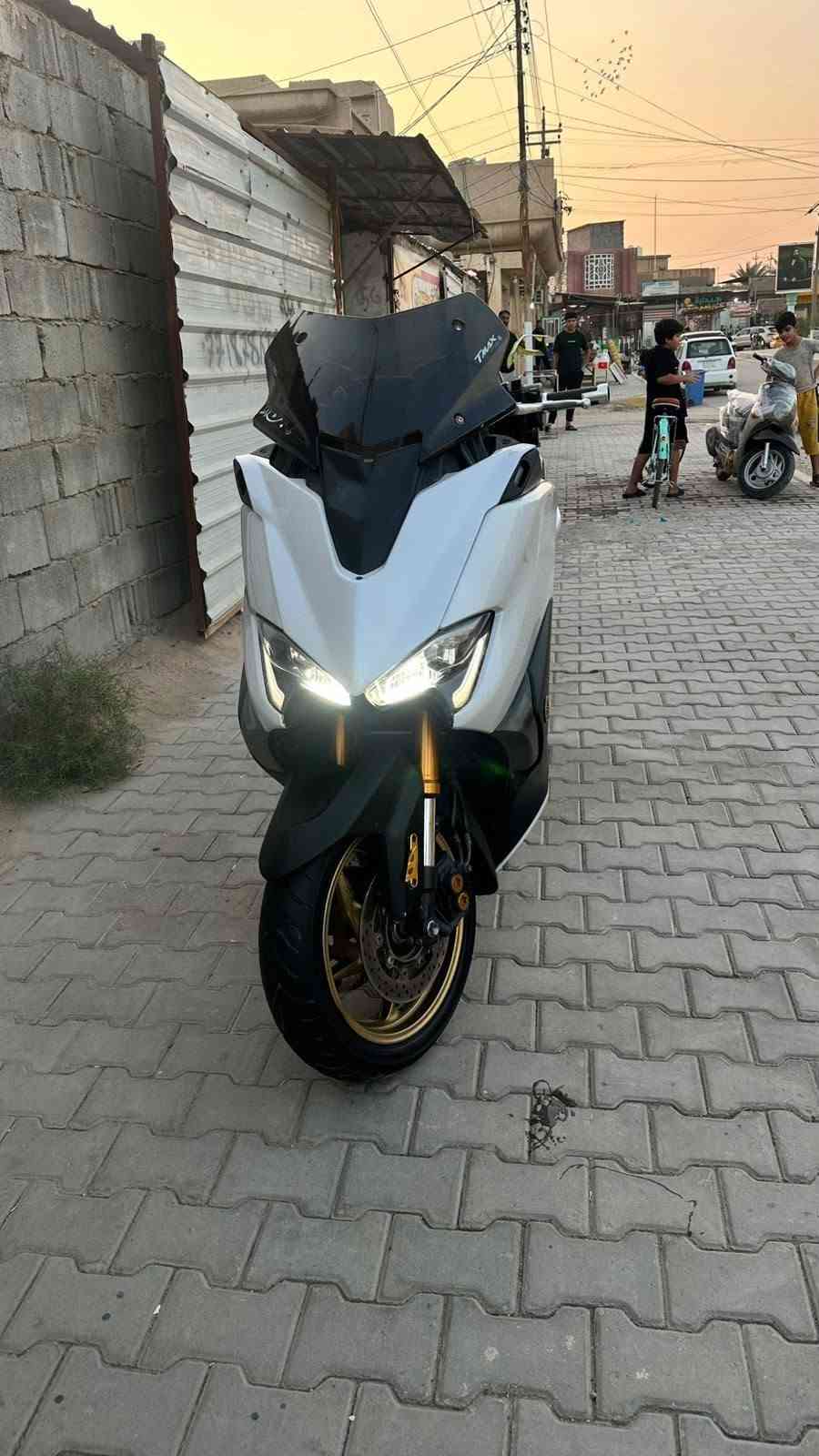 تي ماكس Dx جاهزه كل نقص مابيه اوراق كامله مكفوله من حادث من تبخير وتنقيص من صوت وحماوه سعر 40 عنوان بابل  
‏‪***********‬‏
