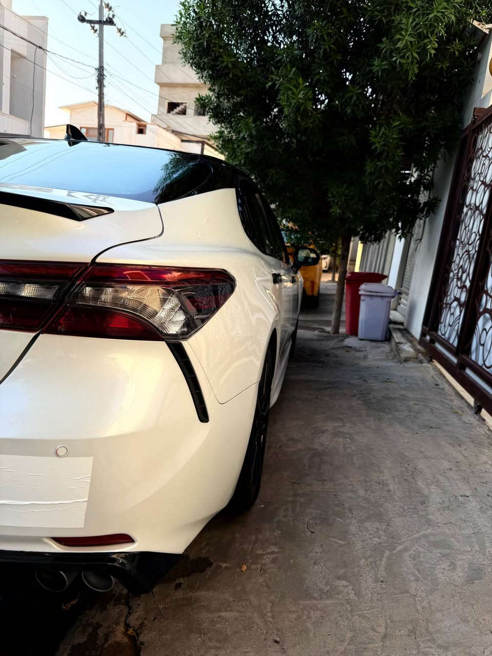 السلام وعليكم 
كامري xse 2024
الموصفات..
سته سلندر
بانوراما
داخل احمر
كشن حار بارد كهرباء وخزن 
داتاشو
كامرة ٣٦٠ درجة
رادار ٣٦٠ درجة
شاشة جبيرة
سماعات jbl
كير محرك شرط
ماشية ٤٨ الف
رقم الشاصي 4T1KZ1AK4RU091733
سنوية ورقم جديد شرط التحويل
سيارة بدون صبغ بي بارد بجاملغ الامامي 
سعرها ٢٧٥ وبي مجال للطيبين
رقمي ***********
مكان كركوك كركوك, العراق
