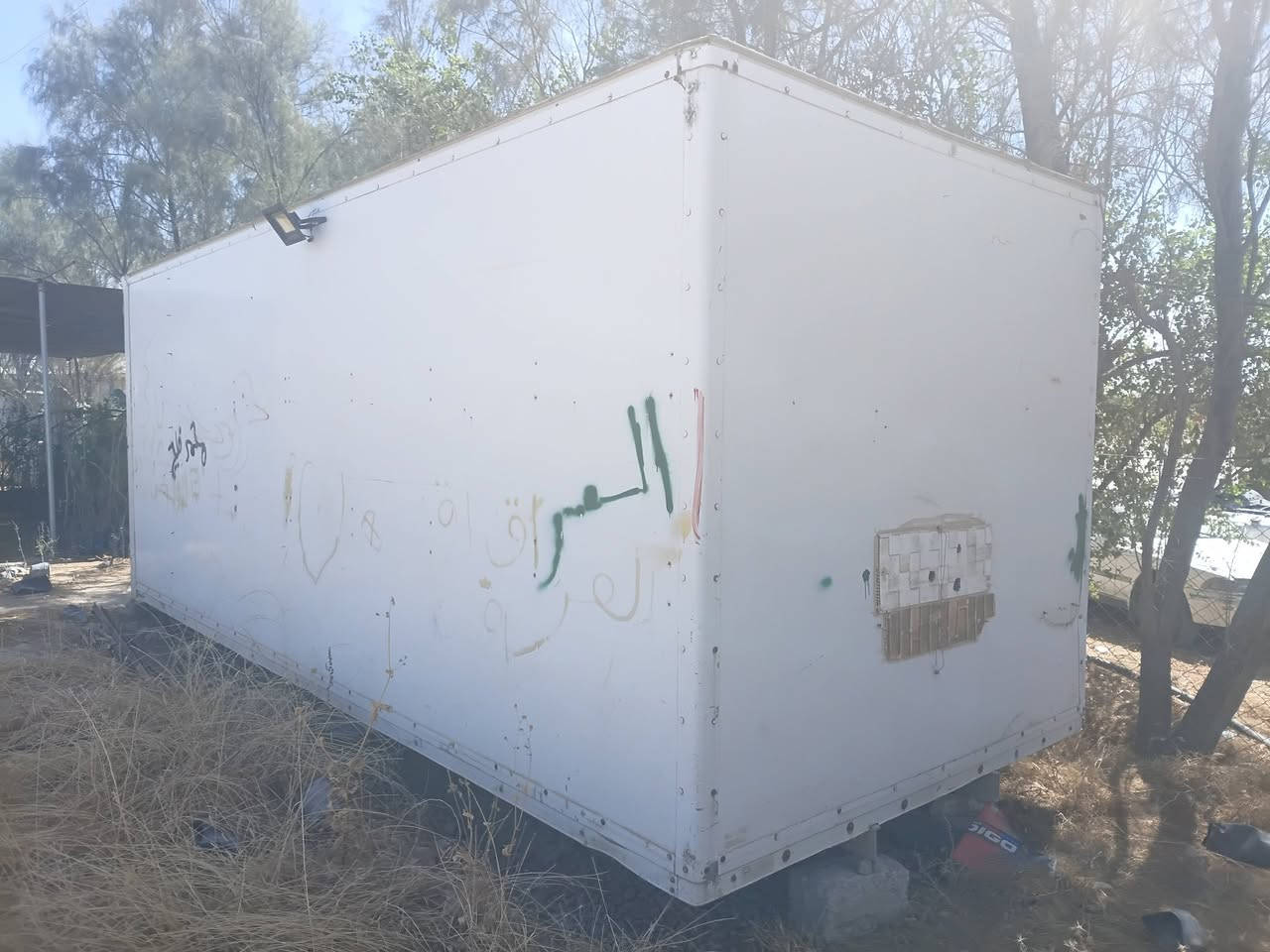 سڵاوی خواتان لێ بێت ئەم کابینەیە بۆ فرۆشتن زۆرزۆر پاک و توندوتۆڵە ناوەوەی بلاستیک و سەقف سانەوی کراوە جامخانەی زۆر چاک و کارەبای کاملە و بنەکەشی زۆرزۆر توندوتۆڵو قایمە وەکو دەستکرد نیە زۆر قایم و توندو تۆڵە دریژی ‌‌‌6.بە نزیکی 3 دەبێت سیعری زۆر گونجاوە لە کەلار ***********
