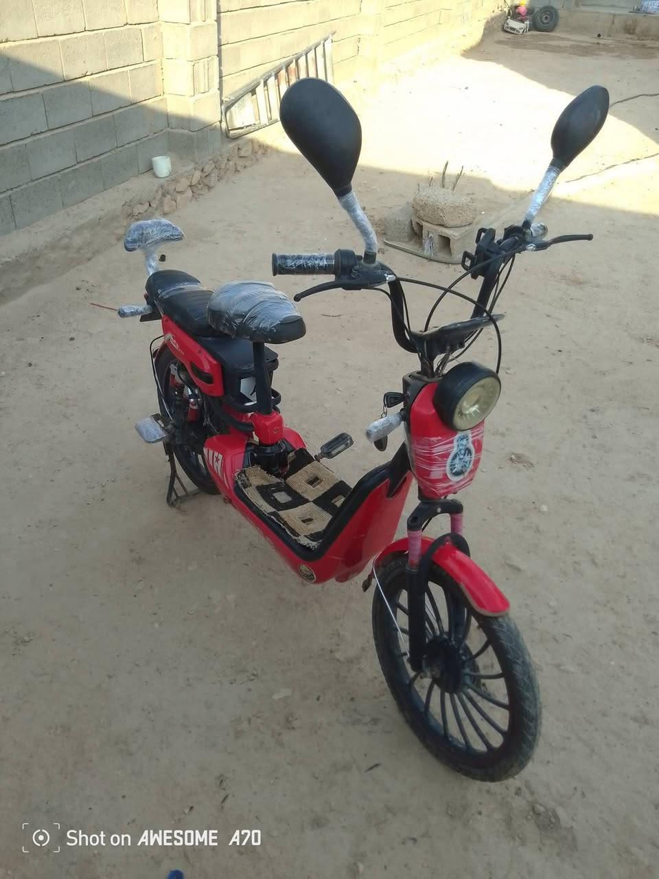 ماطور شحن للبيع جاهز عايزه بس باتريات 
***********
