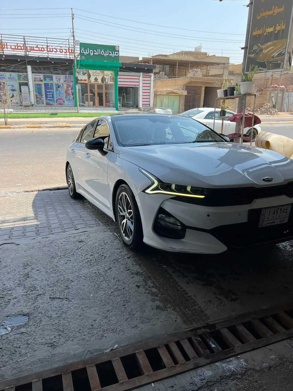 السلام عليكم بيع سريع    كي فايف موديل 21 معوقين نجف باقيلهه سنه تصير حره سياره فول عده البنراما شنو يجي بالك بيهه كامرات تصوير حوادث بلادي امامي وخلفي رادار 360 توقف ذاتي كشن كهرباء تبريد بلكشنات هيتر ستيرن وبعد كلش هواي موصفات بيهه سونار ناشره الك وشوفه تانكي 80 لتر سعر 160 وبيهه مجال بسيط *********** وناشر الك فديو وشوف السياره
