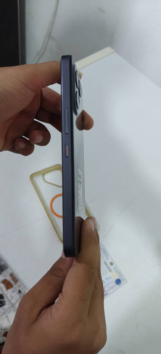 السلام عليكم عندي جهاز للبيع تكنو بوفا 7 اللترا 5G ذاكرة 256 مستخدم شهر واحد السعر 450 الف وبي مجال بسيط الجهاز مكفول كفالة عامة كامل الملحقات عامه يدعم بوبجي 120 فريم للمراسله واتساب ***********
