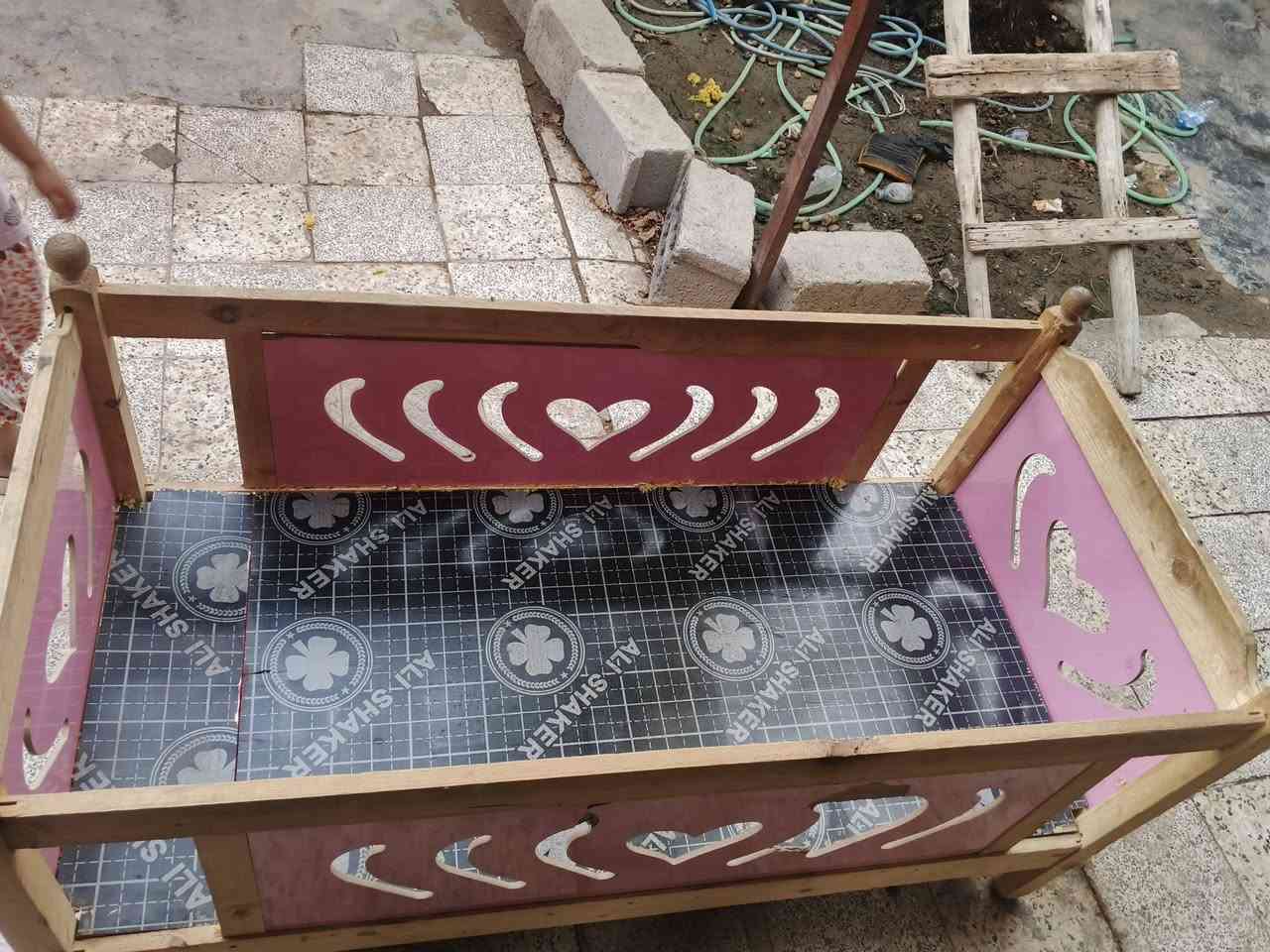 جربايه للبيع تسكام
الطول متر و73سم
العرض 73سم
الارتفاع تقريبا 70سم،
عنواني كربلاء الحر 
نضيفه مستخدمه كلش قليل سعر 70 وبيهه مجال 
*********** فقط ماسنجر واتصال
