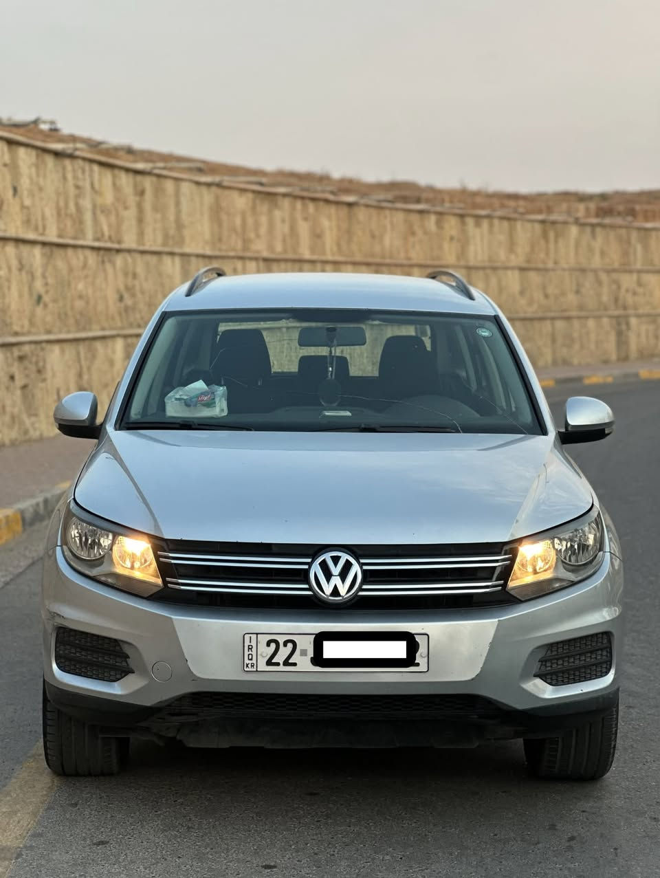 السلام عليكم
كلين لمتد !!! وسعرها بلااش 🤩🤩

Volkswagen Tiguan 2017 كلين تايتل

فلوكس واكن تيكوان
حجم المحرك:2000 توربو Tsi
ماشيه:  125 الف
رقم اربيل الجديد
المواصفات :- 
بصمةابواب
دخول ذكي 
هاند بريك كهرباء
تحكم ستيرن كامل
شاشه 
اوتو هولد 
كاميرا خلفيه دواره 
هيترات بلمري
ثلاجه بلجكمجه 
حساس مطر
جام يصعد و ينزل بالسويج
تبريد قطعتين
8 ايرباك
مثبت سرعه 

الضرر :- 
السياره نظيفه جدا بمعنى الكلمه وبلاديه بلكامل على وضع الشركه ما بيها اي نقص بيها شوية بارد باب النفر 

مكان السياره موصل
لمعرفه السعر الاتصال على الرقم 
***********
