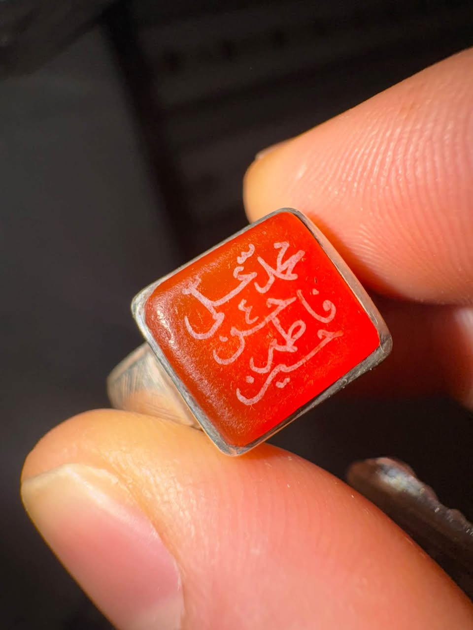عقيق مشمشي • قديم جدا • خط تيزابي