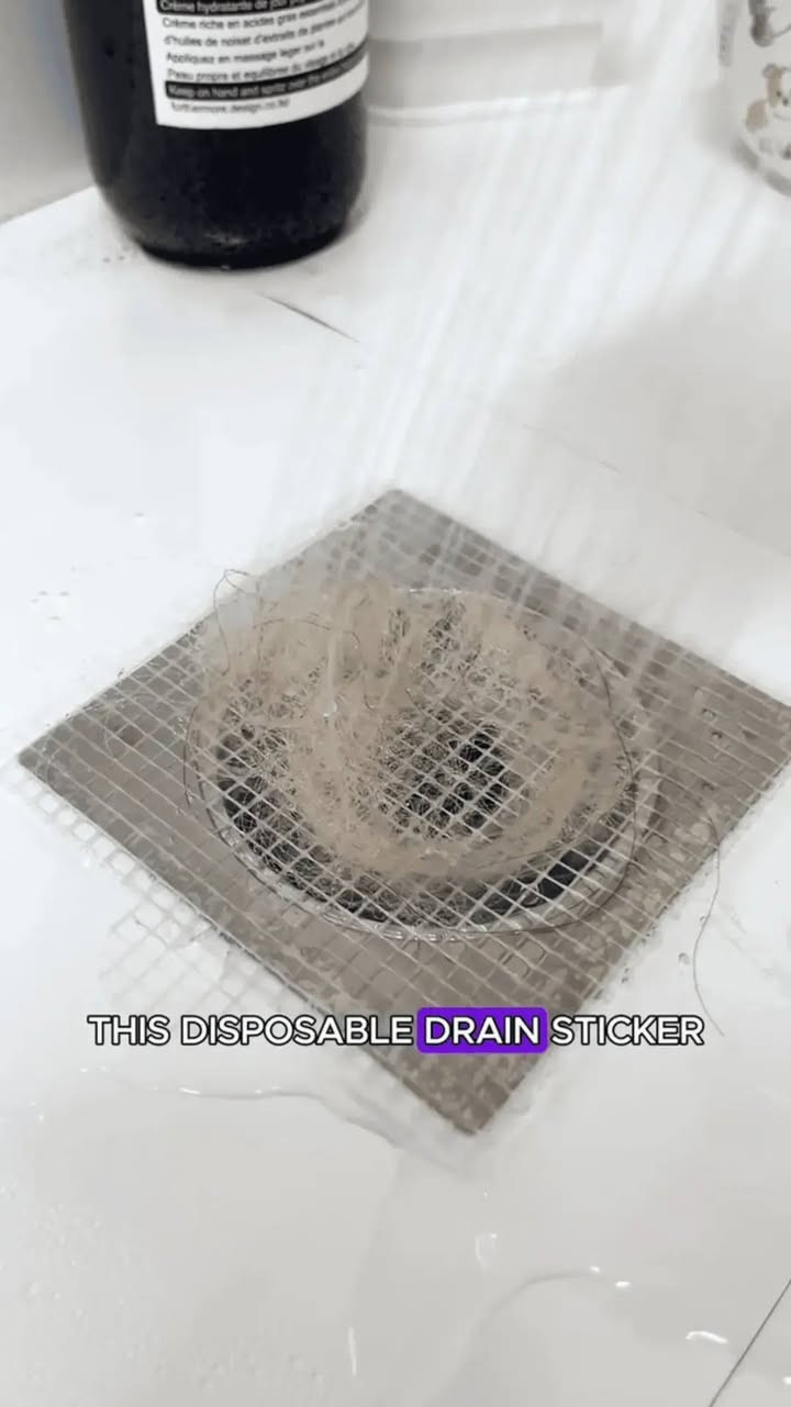 بالوعة الحمام تضل تنسد عندك بسبب الشعر وتعبت من التنظيف والمواد الكيميائية؟ 🚿😫
ملصقات فلتر تصريف المجاري وصلت لتنهي هالمشكلة للأبد! 🔥

لاصق قوي ومقاوم للماء يثبت على البالوعة وما يتحرك مع دفع الماي ✨

شبكة دقيقة جداً تحبس أصغر الشعيرات وتخلي الماي يمشي بكل سلاسة وبدون تأخير 🦾

استخدام نظيف وصحي 100% بس يمتلئ ارفعه وارميه بالزبالة بدون ما تلمس الأوساخ ✨

يمنع تماماً خروج الصراصيروالحشرات الزاحفة والروائح الكريهة من مصارف البيت 💎

متوفرة الآن بباكيت كامل اقتصادي.. اطلبوها هسة الكمية محدودة! 
للتواصل واتساب ***********
