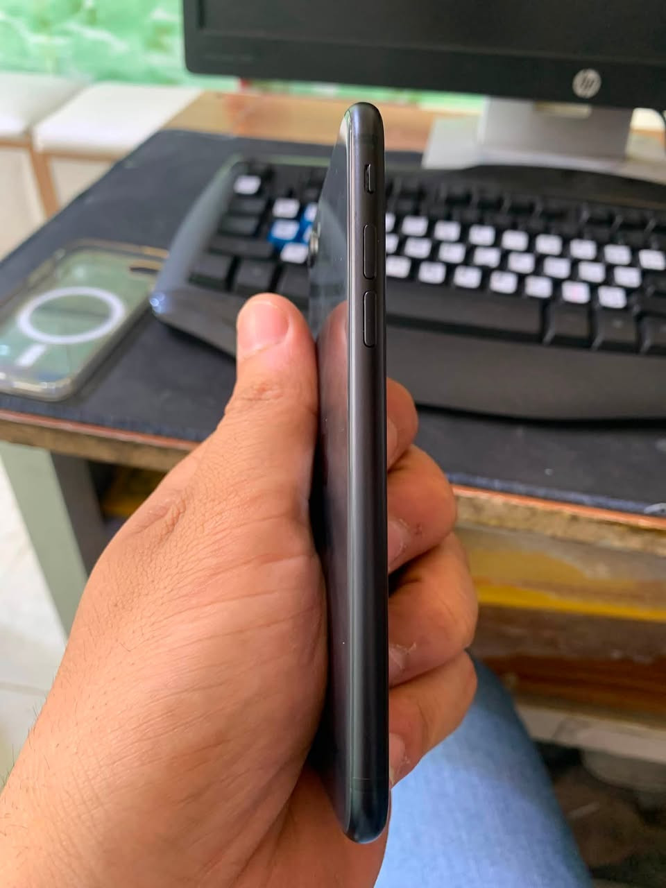 لكطة
Se2 
بطاريه 86 بلاد 
ذ 64 
داعم ios26 
شرط الفحص 
ذي قار _ الشطره
