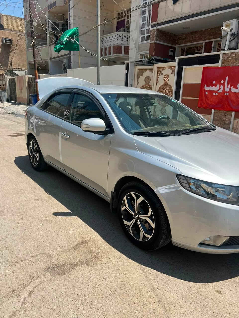 سيراتو 2010 خليجي سياره كامله ونضيفه تبريد ثلج  اي عطل او نقص مابيها سنويه لل2030 بدون حادث صبغ فقط جاملغ وباب خلفي السعر 94 وبيها مجال مكاني بغداد ساحة مضفر او الامين الثانيه *********** واتساب
