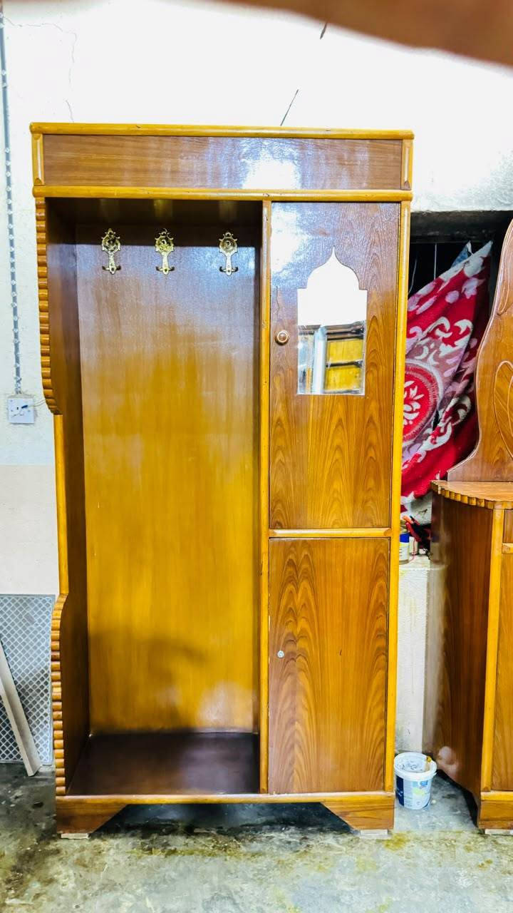 غرفه نوم شغل حصيبه حطاطه الاصلي كلها صاج جديده طك بعده جديده طك السعر 675 وببه مجال للاستفسار الاتصال ع الرقم ***********

