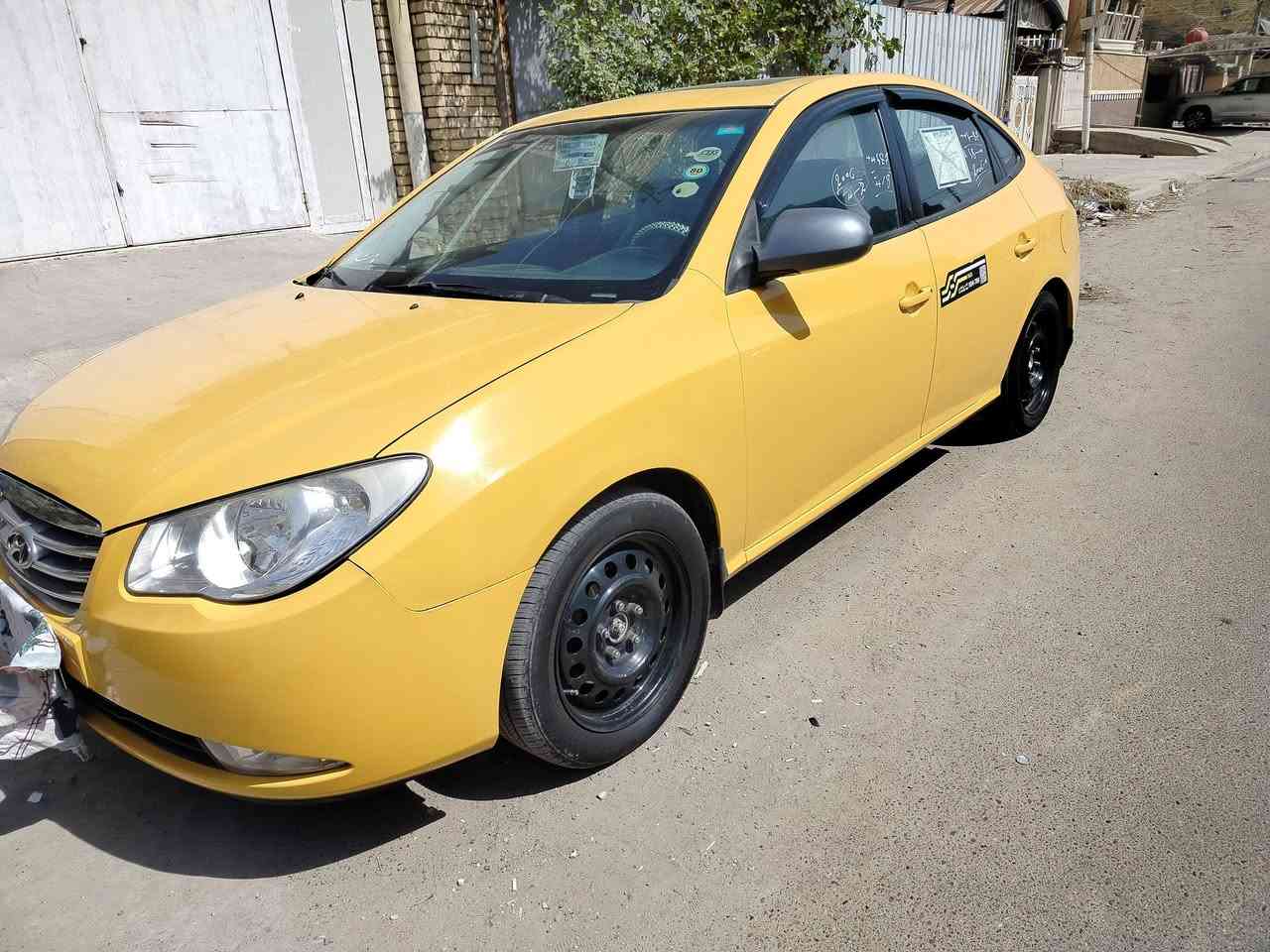 السلام عليكم من رخصت الدمن النترا 2009 وارد امريكي السياره خير من الله جديده تخم تاير جديد باتري جديد السياره احلا من الصور بعد  مكان السياره بغداد الشعب الاتصال ع الرقم ***********

