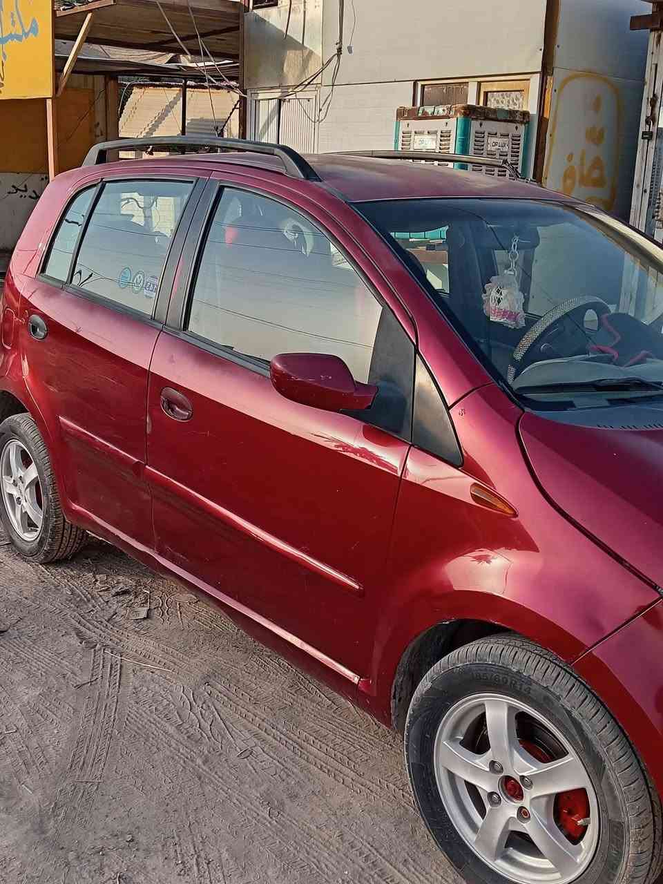 شيري A1 موديل 13 رقم قادسية مكينه و كير ما بيهن اي خلل تبريد شغال عايزة درايم و دبلات يعني نكول حدادية السعر 28 و بيها مجال بسيط الاتصال على الرقم واتساب ***********
