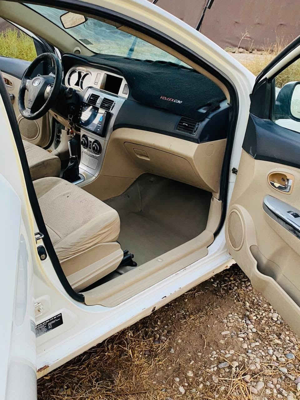 فولكس موديل١٢ رقم بابل مكينه وكير وتبريد كله جديد كهربايات كله شغاله جاهزه سياره شاشه وكامره سعر ٤٥  مكاني بابل ***********
