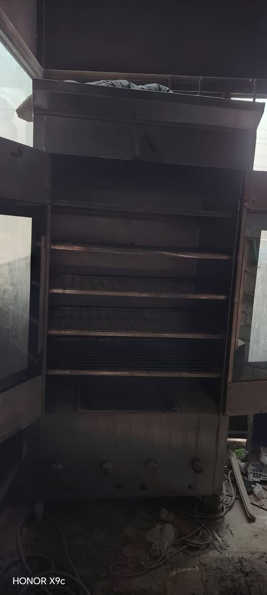 لللبيع. حمايه جديده ستعمال قليل  سعر ٥٠٠ بيها مجال
دكت مترين ونص   مع  ساحبه مالتها هم جديد  سعر ٢٥٠ 
شوايه سمج ودجاج  سعر ٢٥٠ بيها مجال قليل 
 رقم الهاتف ///***********

