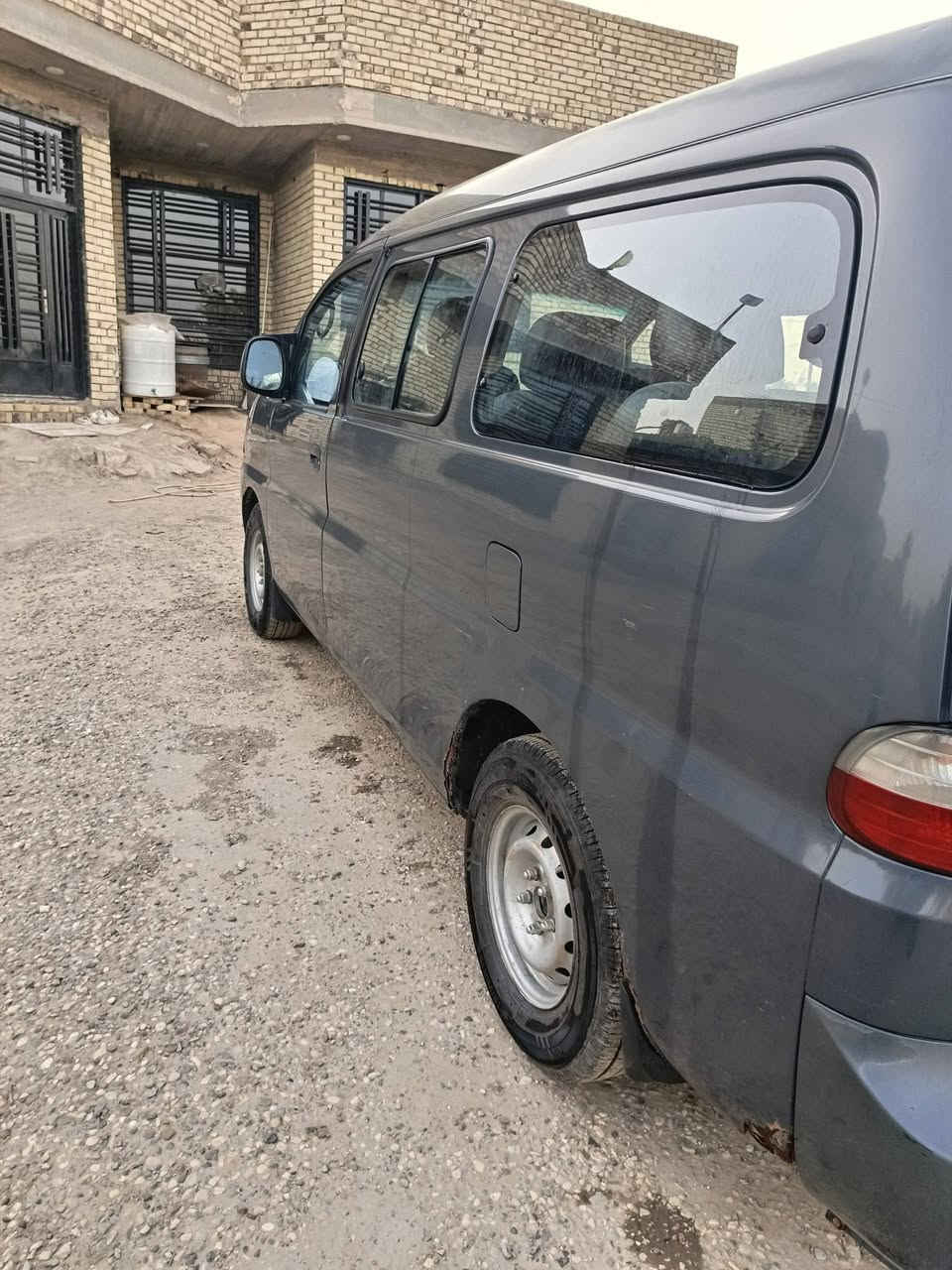 للبيع ستاركس ٢٠٠٥ خليجي بلاد غطره صبق مابيها بسمي مامشتقله خط محرك عادي بدون سوبر السعر ٨٥ العنوان الديوانية المركز ***********
