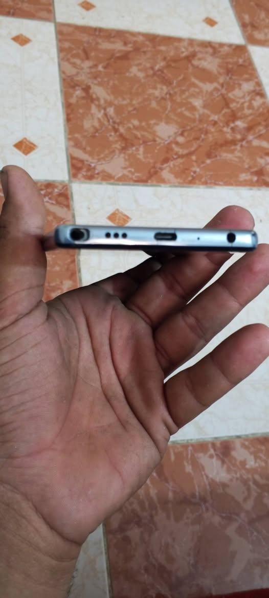 LG Stylo 6 • ٦٤ جيجا • مايشغل شريحة