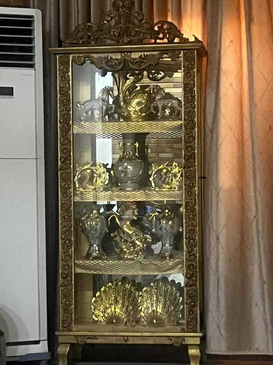 بغداد جكوك • انتيكات • محل