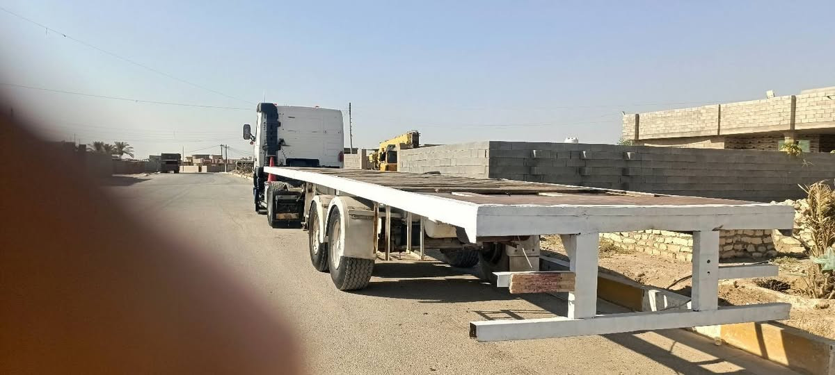 السلام عليكم فولفو للبيع راس والعربانه تخم تاير راس وعربانه رقم انبار جير محرك شرط طول العربانه 13 60 الاستفسار ***********
