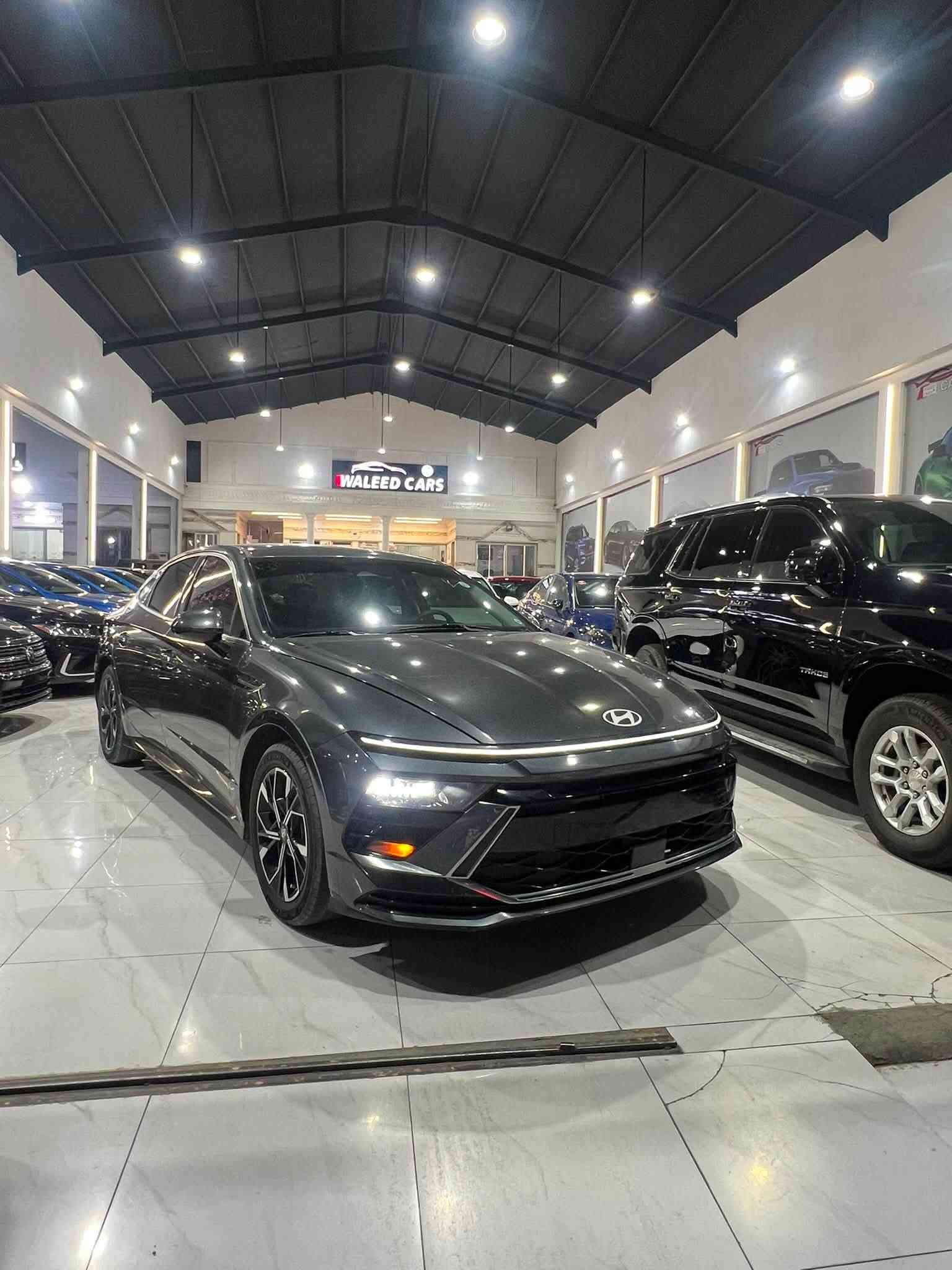 🚘 هيونداي سوناتا SEL موديل 2024 🇺🇸
ملاحضه يوجد عندي كافه انواع السيارات 
🔥 مواصفات SEL – فول مواصفات 

🔹 محرك 2.5 لتر 4 سلندر
🔹 قير أوتوماتيك 8 سرعات
🔹 دفع أمامي FWD
🔹 تشغيل زر
🔹 شاشة وسطية
🔹 Apple CarPlay & Android Auto
🔹 بلوتوث
🔹 تحكمات ستيرن
🔹 كاميرا خلفية
🔹 تكييف أوتوماتيك
🔹 جنوط ألمنيوم
🔹 أنظمة أمان ومساعدة للسائق
🔹 تحذير اصطدام وفرملة طوارئ
🔹 مساعد المسار
🔹 تنبيه النقطة العمياء وحركة المرور الخلفية

📋 حالة السيارة:
✅ جاملغ باب صبغ
✅ بدون دواخل
✅ بدون إيرباك
✅ تترقم شمالي

💰 السعر: 155 ورقة وبيه مجال

📞 ***********

📲 وارد أمريكي | عروض يومية | كافة أنواع السيارات

🔗 كروب الواتساب:
https://chat.whatsapp.com/EDt5rlTuPdfCvNySuhJZE1?s=hd&p=i&mlu=4&ilr=4
