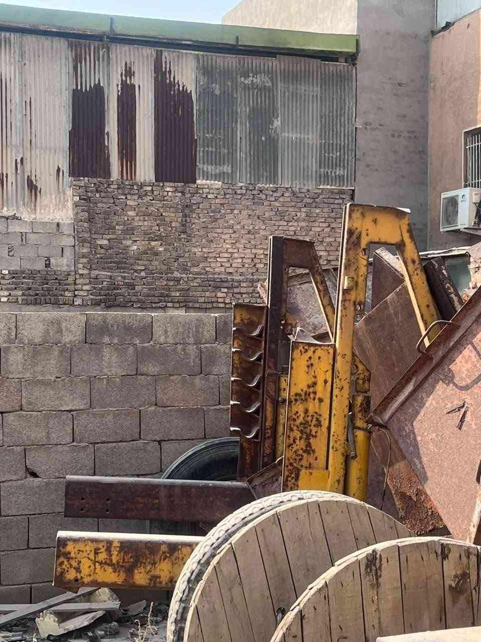 عرباين سلك كهرباء للبيع واحده ألماني والثاني عراقي عمل *********** ***********
