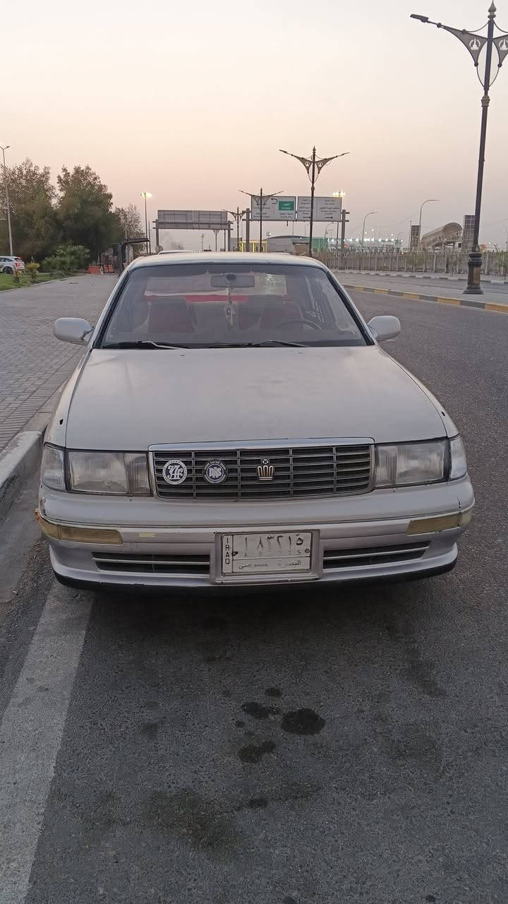 سلام عليكم لبيع بطه منفصل مديل 94 سياره جاهزه مكفوله كير مكينه 2500ديلكو مكفوله كص ونقل تخم تاير تبريد شغال مكان السياره البصره الدير هاتف 📞 ***********.  السعر45 وبيه مجال قليل
