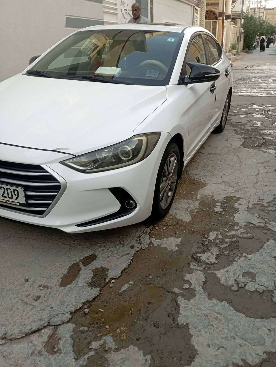 السلام عليكم النترا مديل ١٦ شكل ١٨ خليجي فول موصفات عده البصمه قطعتين تبريد فتحه حساسات سياره كفاله عده بارد شبر جوه قبق البانزين وربع باب السايق صبغ رقم بابل انكليزي باسمي السعر 145وبيها مجال للشراي تلفون ***********
