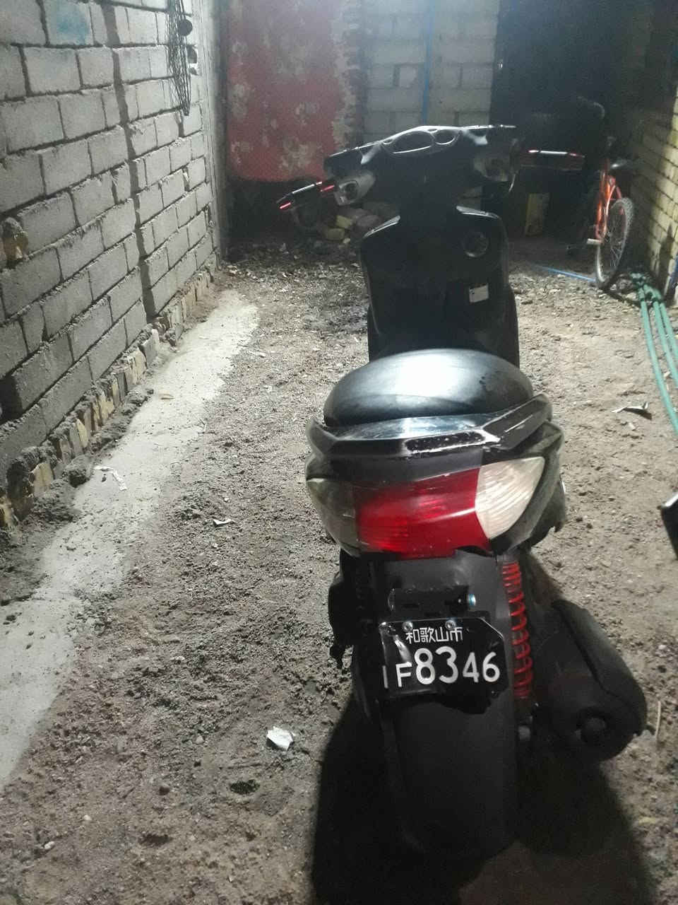 سلآم وعليكم  سكنس نثيه للبيع جاهز من كلشي نكر سلف توني مجفتها سرعتها ١٤٠ ما تذب عليها شي كلشي جديد بها سعرها ٦٥٠ وبيها مجال قضاء المدينه رقمي ***********
