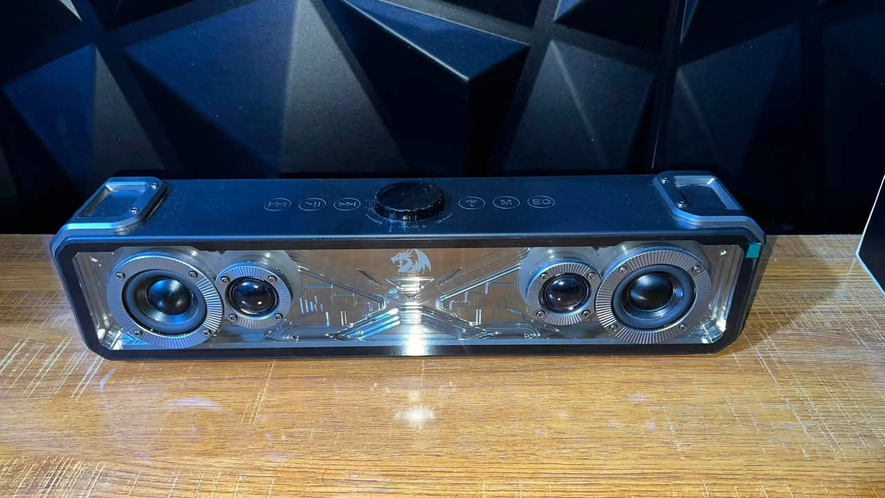 السلام عليكم
ملحقات للبيع
Ups falcon  online 1kv  

Keyboard gravastar k1 pro

Keyboard mad 60 he 

Gamesir g7 pro

Lightbar Quntis curve 

Red dragon speaker

مكاني بغداد المشتل 
توصيل غير متوفر واذا تحب توصيل تدفع عربون غير هيج ما ادز توصيل
*********** 
وشكرا جزيلااااا
