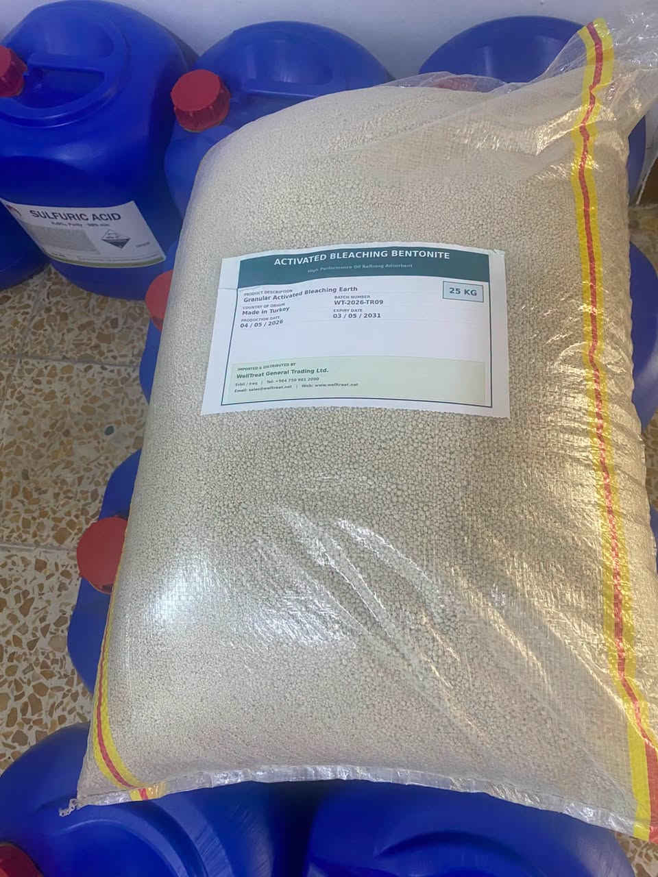لە کۆمپانیای وێڵترێت بۆ بازرگانی گشتی سنووردار (WellTreat General Trading LTD)، کیمیایی پیشەسازی بە پۆلێنی پلەبەرز و گونجاو لەگەڵ پێداویستییە کارپێکییەکانتان دابین دەکەین.
