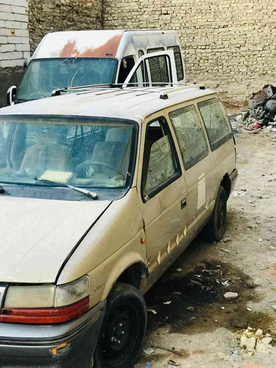دوج كلايزر الطويله محرك 3300 مال مزاد بدون رقم ابيع فقط بلا رقم متسجل سياره شغاله  محرك بيه بخار مامفتوح    *********** مكانه نجف سعره من الاخير 10 ورقات
