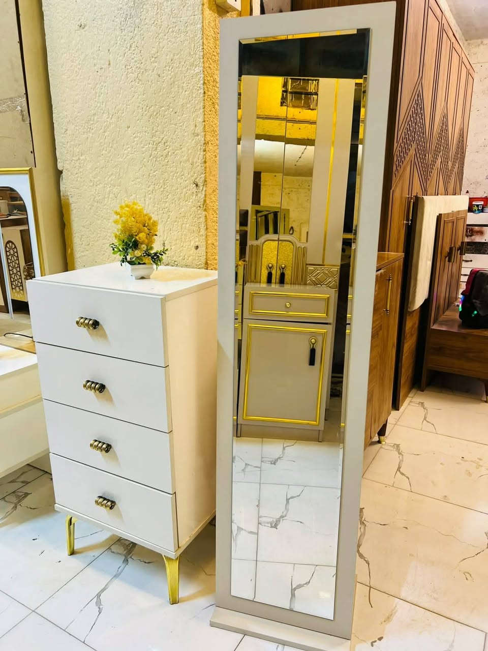 الحجز واتساب 😍***********
