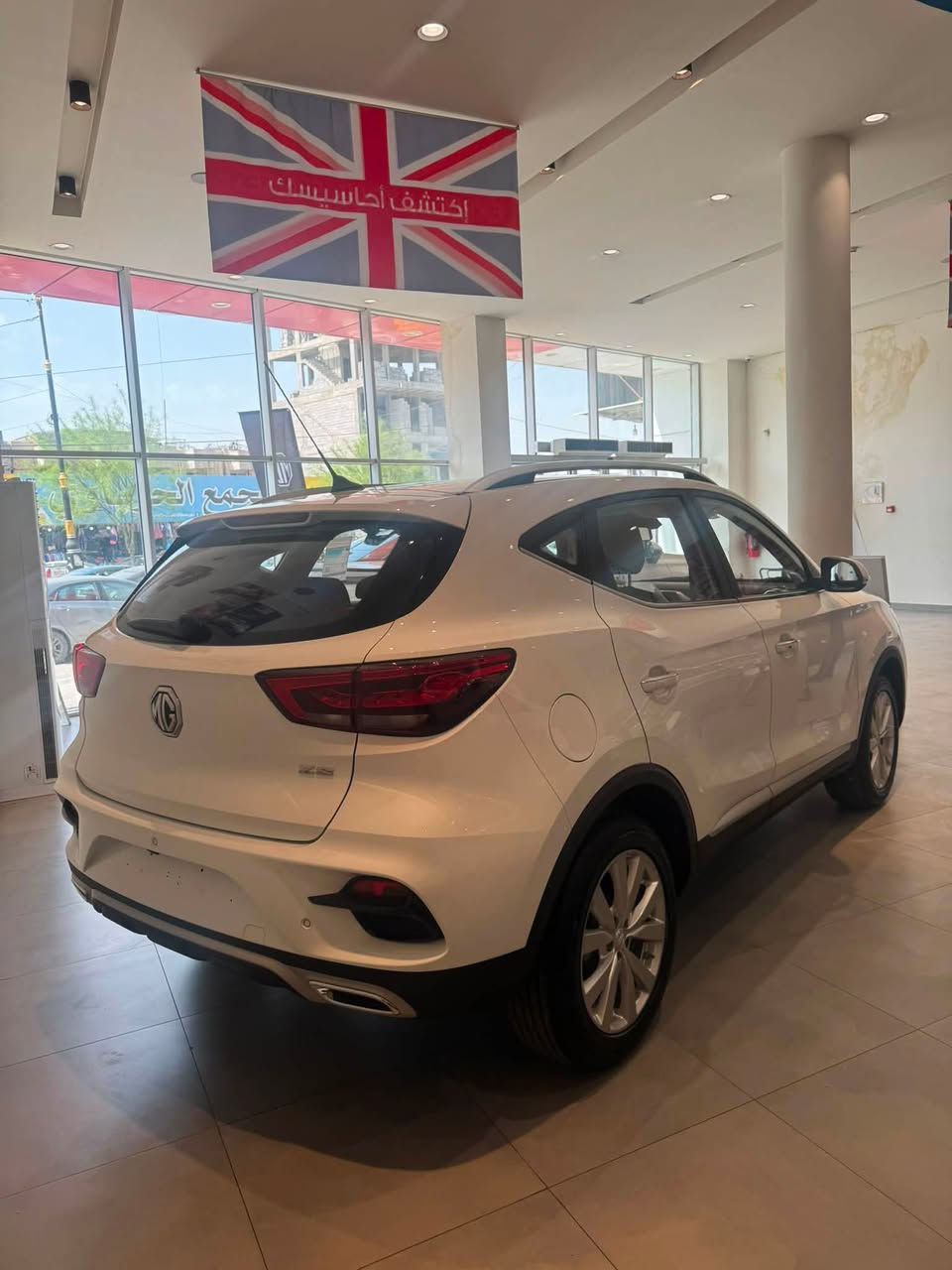 Mg ZS زيرو
ضمان ٦ سنوات 
محرك 1500 تنفس طبيعي 
موديل 2025 
السعر 135$ 
مرقم وجاهز للاستلام 
الموصل / معرض العباسي 
وكيل معتمد لدى MG 
***********
