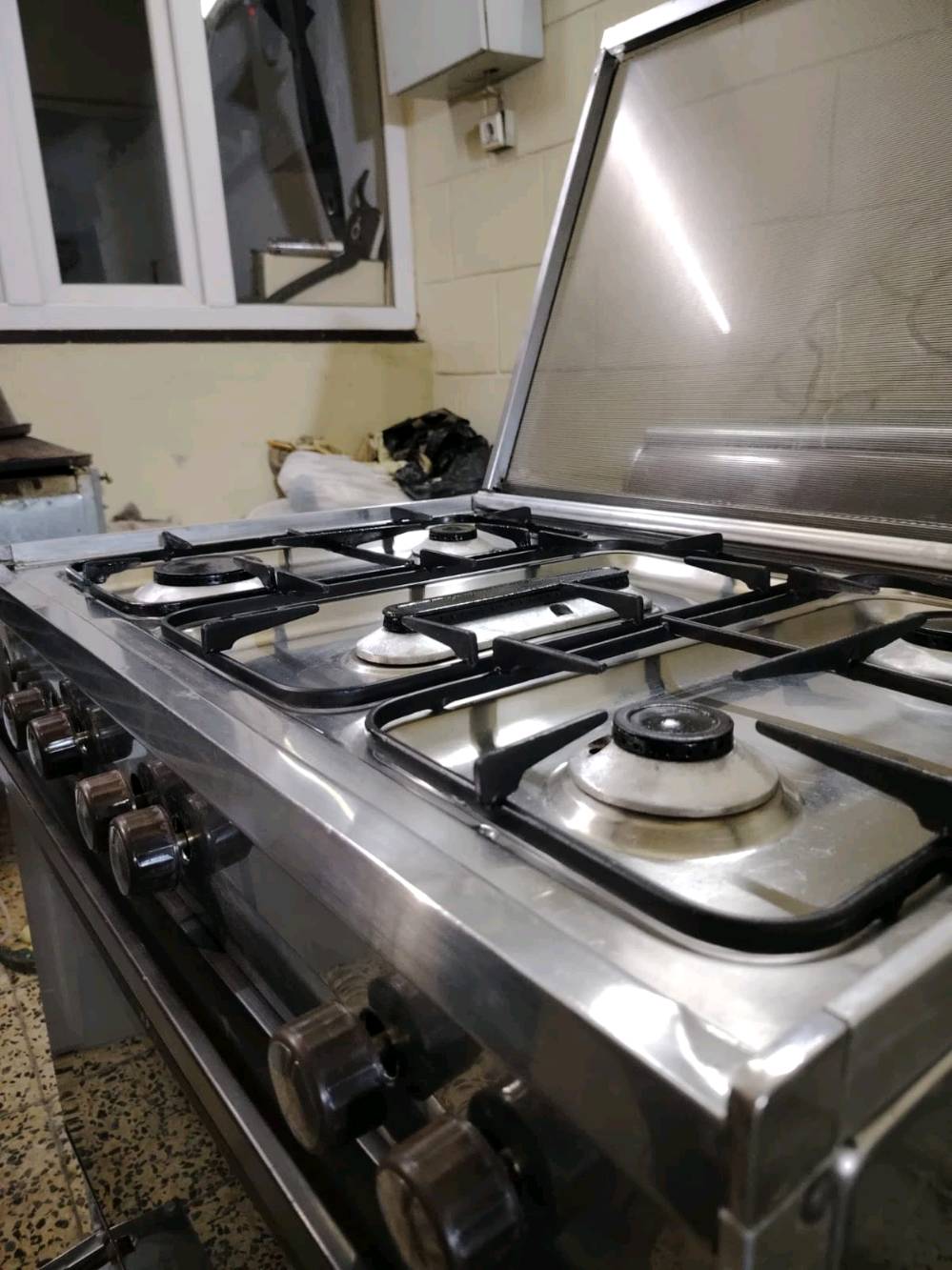 طباخ عشتار ستيل موسع شرط الشغل ضمان صيانة مجانية 3 اشهر فرن شغال نار زرقاء *********** اسيا *********** كورك