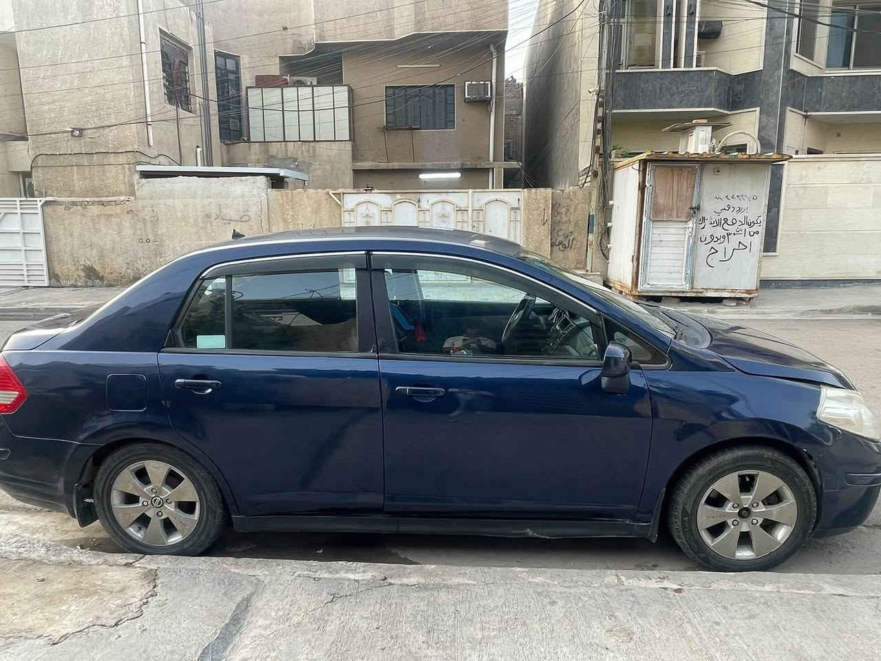 نيسان فيرسا • محرك 1800 • قير ومحرك مبدلين