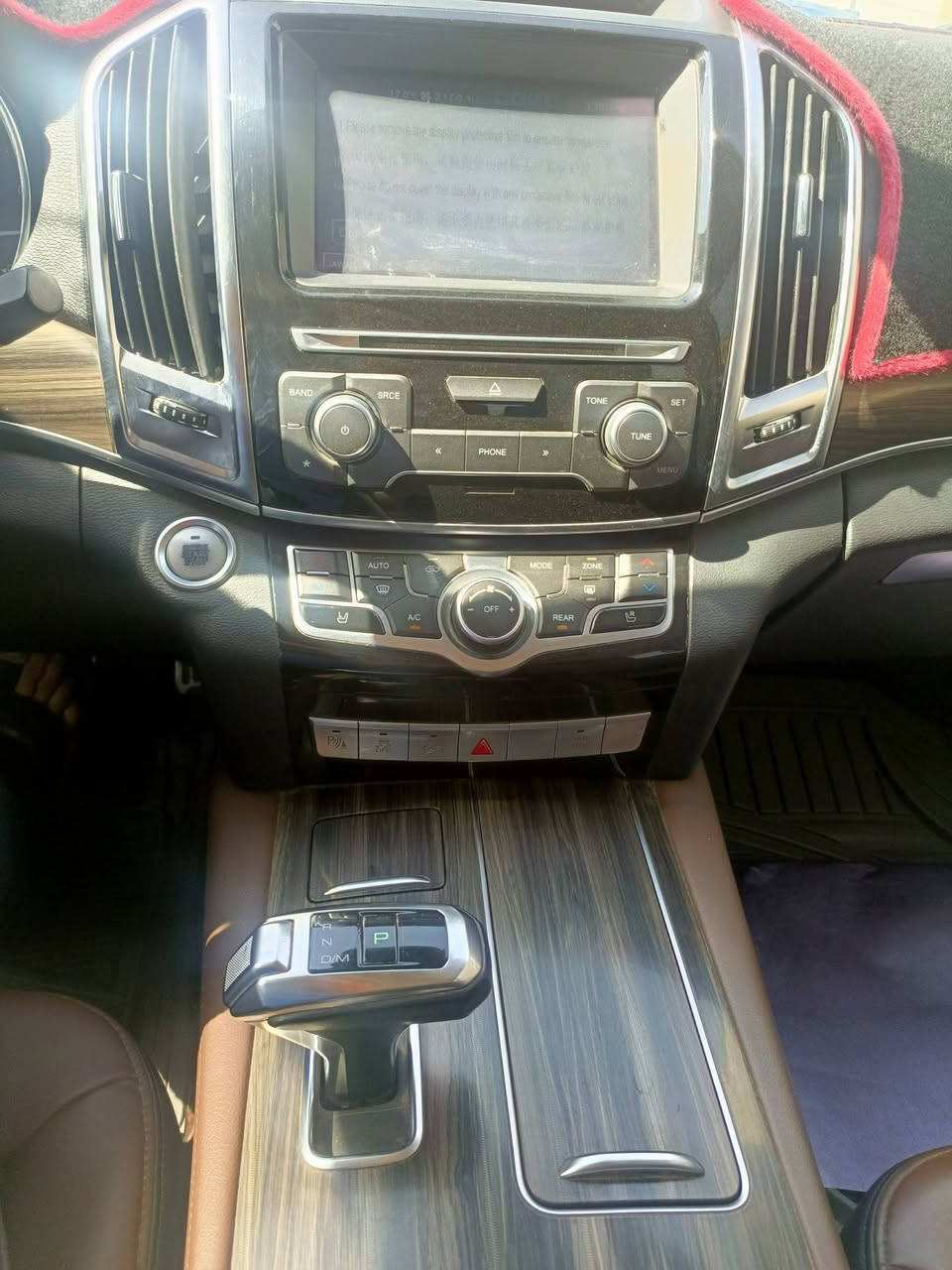 ( للبيع  هافال 7 راكب  )
Haval  H9 2019  Lux 
فول مواصفات واحد على واحد 
مكفولة من الضربة والصبغ
المواصفات: 
7 راكب.                   
 رقم بغداد دولي جديد
كيج الكتروني
كير طياره   (ZF)    (  الماني 8 نمر  )
مكينه 2.0 توربو 
مرايات شفط 
حساسات 360 درجه 
بصمه 
شاشه جبيره 
دخول ذكي للابواب
سقف سلايت بنو رامه
تثبيت سرعه
الاضويه Led
كشنات جلد 
تدفئه الكشنات امامي خلفي 
تدفئه استيرن
( اضويه Led داخل ) (  ب 3 الوان )
هاند بريك بصمه
اوتو هولد 
تبريد 3 قطع ثلج ❄️❄️
وضعيات قياده 5
ترحيب بل مرايات والشاشه عند التشغيل
وضعيه المنحدرات 
زراگات لايت الامامي
كاميرا خلفيه
فور ويل 
هوايه مواصفاتها
ماشية 92 الف Km 
سنويه جديده بأسمي تحويل مباشر
العنوان:بغداد شارع المغرب
السعر  153
....................... *********** ........................ 
واتس اب/  اتصال  / ابو امير
ملاحظة .....
1بلوجكتر بالدعامية الامامية جهة اليسرى مكسور موضح بالصورة 
2  مكانين بارد صغار
