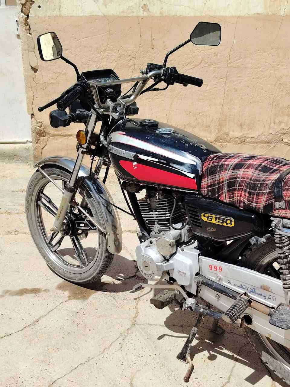 سلام عليكم موطور للبيع موديل 2020 المحرك بي صوت ما نعرفو شنو كهربائيات كلهه شقاله سعر 400 بي مجال    (***********)

