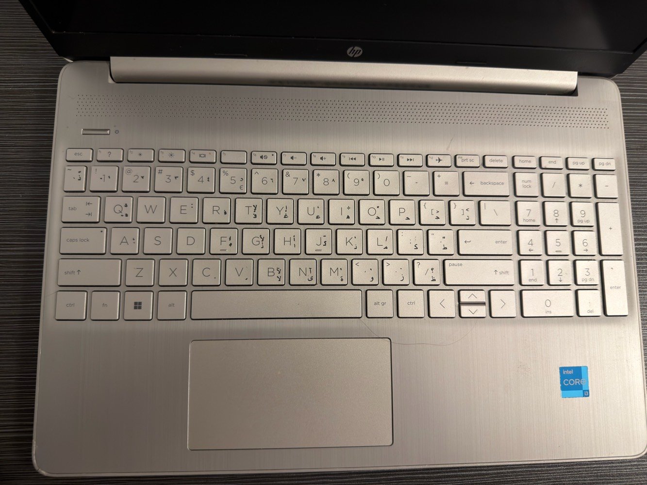 لابتوب Hp موديل جديد للبيع المواصفات: معالج intel core i3 12th
Ram 8GB DDR4
Memory 256GB
كرت مدمج
مكاني بغداد متوفر توصيل لجميع انحاء العراق
السعر 500 
ملحقات: جنطة وشاحنة 
رقم الهاتف: ***********
