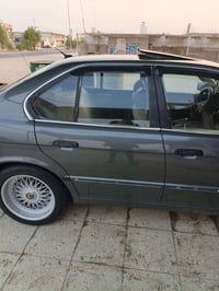 بي ام 525 • ١٩٨٩ • بدون ضربه
