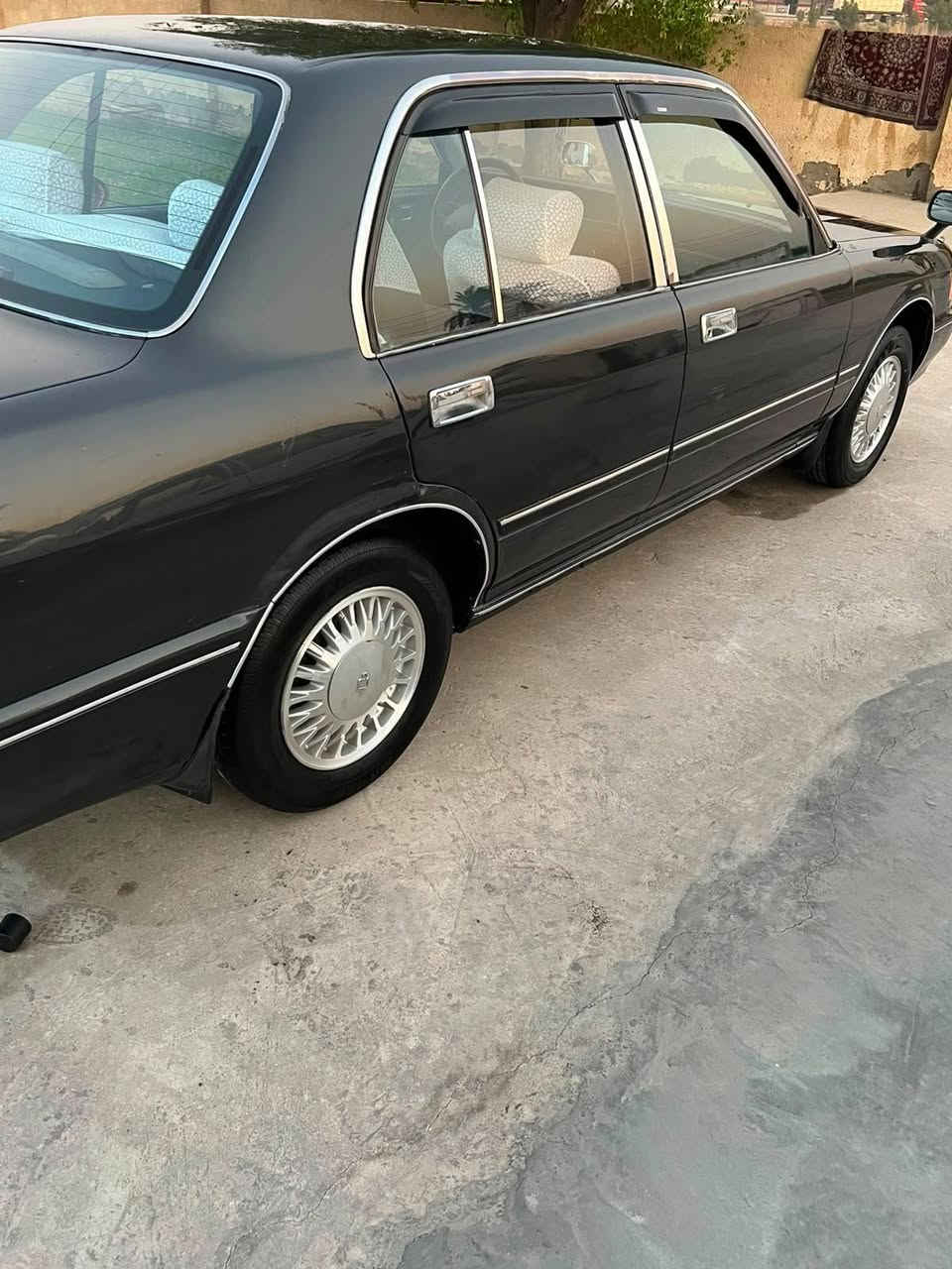 سلام عليكم البيع 
كفاله من كص ونقل جثه 
تحويل مباشر
تخم تاير
حدادي جديده 
تبريد ثلج 
رقم دياله
مديل 92
مصبوغه جماليه بدون معجون
سنويه جديده وهزه بعدها ما صاقطه
سعر 68 وبيها مجال بصيط
مكان سياره بغداد جسر ديالي 
اخوي مكلف بل نشر اني اتصل عله صاحب سياره 
    ***********
