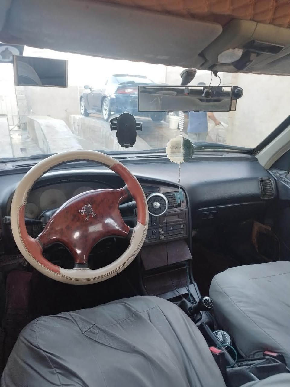 بيجو بارص موديل ١٢ سنويه ما صاقطه  مكينه كير  خير من الله تنقيص ماكو  مكان بابل المالك في بابل سعر ٢٧ بيه مجال بسيط لا غرامه ولا هيئه رقم التواصل ***********
