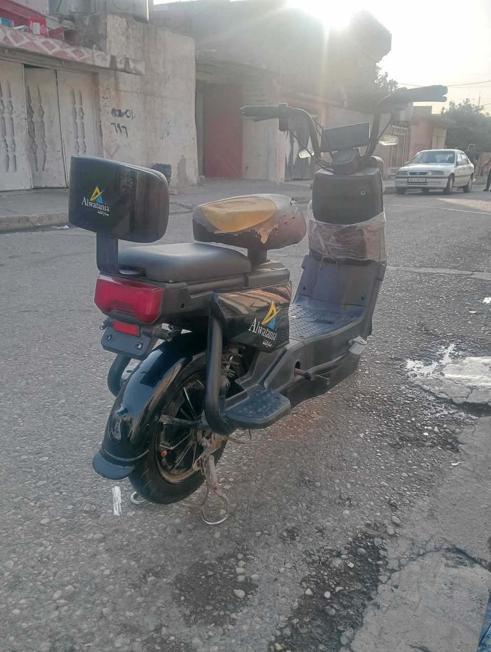 للبيع ادفع سعر زين وابيعك شرط بس بطاريات منفوخه يمشي يوديك للايمن ورجع  ‏‪***********‬‏
