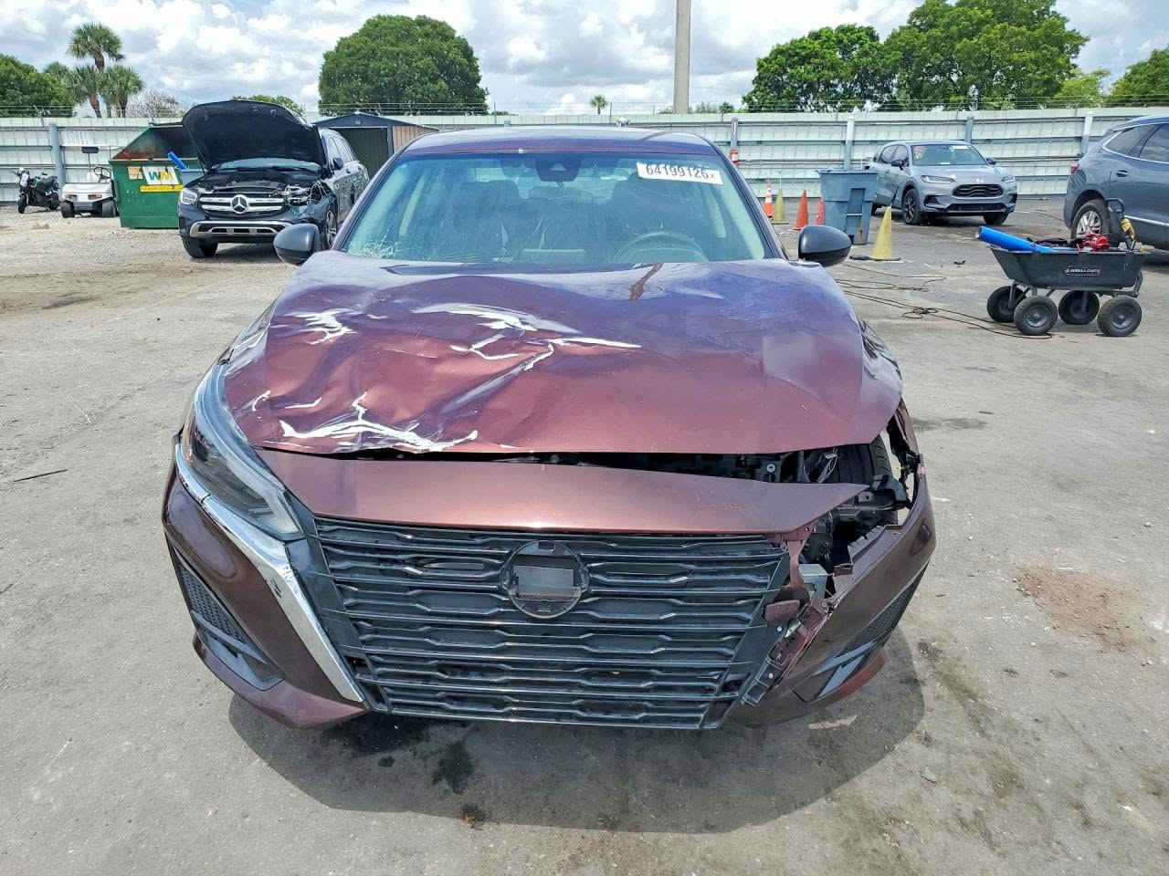 🚨 مزاد مباشر قريباً – حجز مسبق مع مكتب العميري 🇺🇸⚡
​🎯 سيارة معروضة للمزاد الأمريكي القادم!
​🚗 السيارة: [ NISSAN ALTIMA]
📅 الموديل: [2025]
🔑 رقم الشاسي (VIN): [1N4BL4DV9SN364670]
🛠️ تفاصيل الحادث: موضح بالصور
⚙️ المواصفات:
 محرك 4 سلندر 
​ الفئة SV
📟 العداد: [14,419 mi]
​⏰ تاريخ ووقت المزاد: [ يوم الاثنين2026/8/10 - الساعة 5:00 مساءً]
💵 السعر التقديري الشراء : [حسب سعر المزاد]
​📌 تكدر تدخل معانا بالمزاد وتحدد السعر بنفسك!
​📲 للمشاركة بالحجز أو الاستفسار عن تفاصيل المزاد التواصل معنا:
📞 *********** (اتصال + واتساب)
​📍 مكتب العميري - نشتريلك من المزاد المباشر ونوصلها لباب بيتك
📍 العنوان : القيارة \ قرب جسر القيارة \ مقابل معرض الشهيد ابو زوبع
