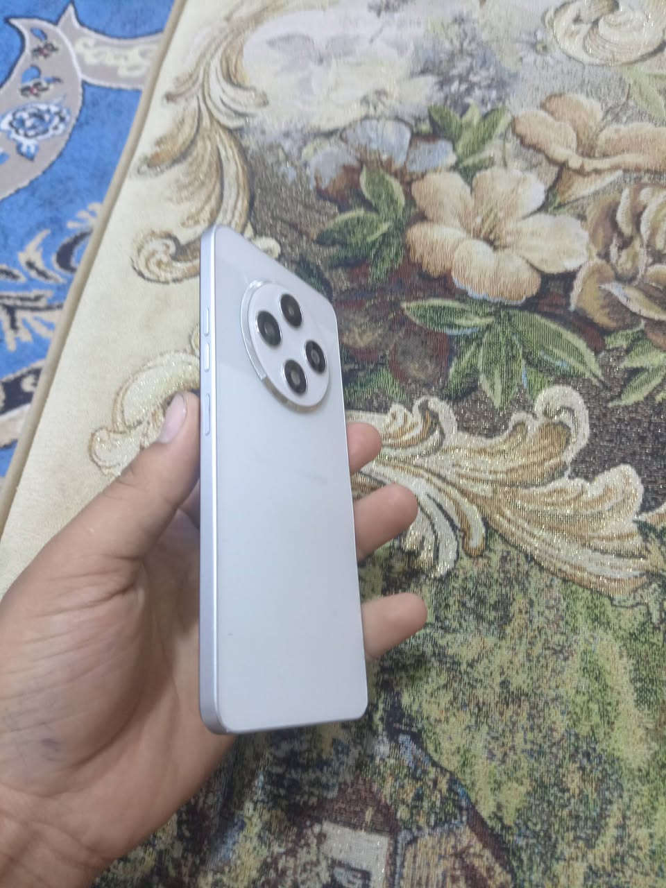تكنو اسبارك 30 • ٢٥٦ • نجف ميلاد