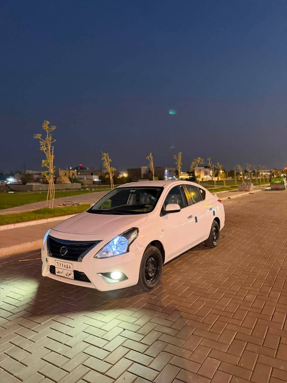 نيسان سني هندي مديل2020
رقم اربيل باسم شركه سنويه منتهيه
ماشيه 71

مكفوله ضربه صبغ تبديل كفاله من الحالوب 
بيها صبغ بل قبق صندوق شبر وبارد شوف العين

سياره جاهزه وكامله من كلشي 
تايرات جدد دهن توني بدلته
منضومه زنون توني شديتها
رجاء كلشي كاتب مو تكلي اشياء كاتبها
مكاني البصره 
السعر 88
رقمي ***********
