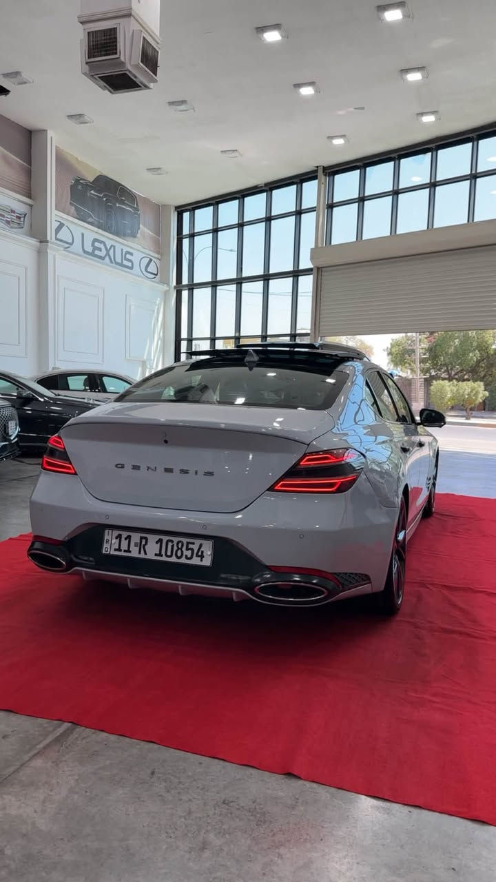 سلام عليكم
جنيسيس g70 تون توربو 6 سلندر برستيج سبورت 2022
بانوراما 
كشنات جلد 
كشنات خزن 
كشنات تدفئه تبريد 
رادار امامي 
5 كامرات 
ماشية 49 الف 
السيارة عليها تعديل من امريكا 🚀
عليها دبل شوتة takeda
واكزوز داون بايب من شركة ark الامريكية ريمونت تحكم بالصوت
وانتر كولر من شركة imr 
وبولي رياضي 
وعطاس توربو 
بلكات ريسنك 
نوزلات ريسنك 
لوي دبل رياضي من شركة ark الامريكية
وبرمجة امريكا وبعد بيها اهواي شغلات السيارة ارقى القطع عليها كله HKS 
السيارة من تصعد بيها فرق عن الستوك كلش قوي يعني صاروخ  
رقم بغداد  ب اسمي حرة 
الضرر: فقط دعاميه وبيها بارد مكانين بسيطات
بدون ايرباك
سعر230$ ومجال بسيط كلش 
عنواني كاظمية ***********

نص مكتوب في الصور:
- BIDCARS