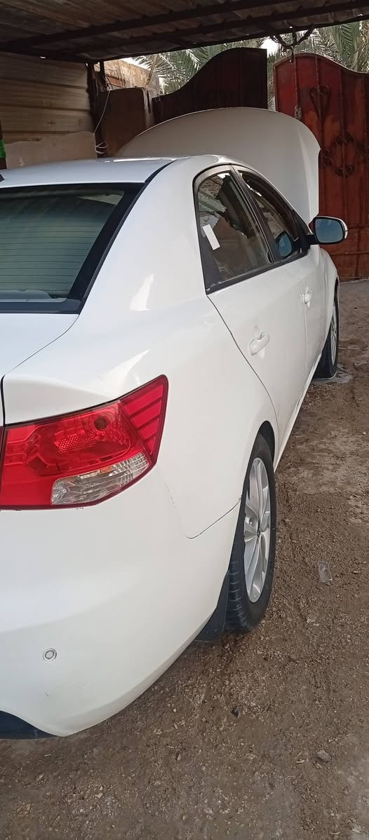 سيراتو مديل 13 رقم بصره سياره مكفوله السعر 90 وبيها مجال سياره بسمي مداور ثاني يوم نتصل عليه ونرهم على سعر ***********
